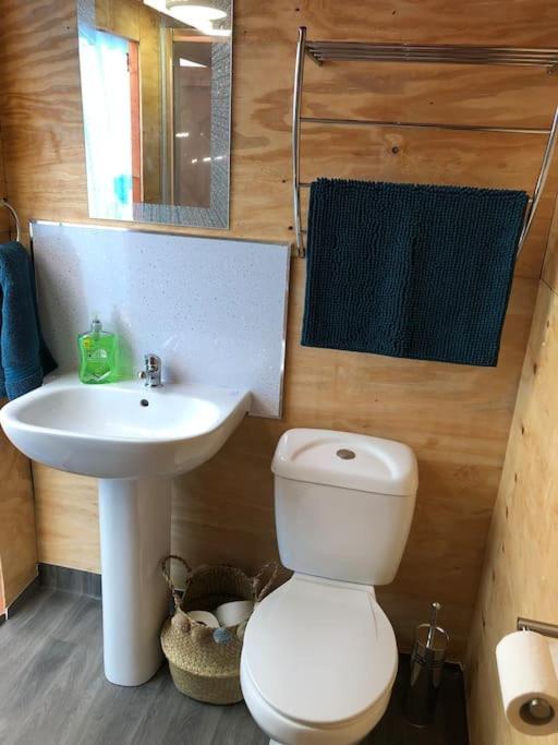 Cox Hill Glamping Benson Hotel Truro Bagian luar foto