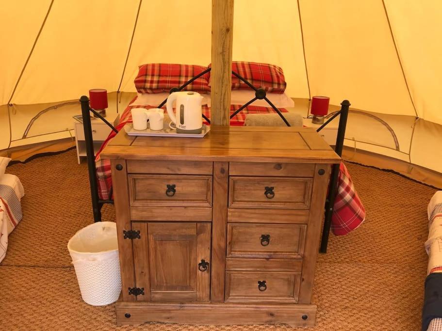 Cox Hill Glamping Benson Hotel Truro Bagian luar foto